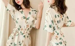 凯迪拉克14岁女孩视频